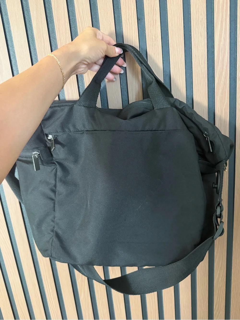 Doona Diaper Clip in Traveling Bag